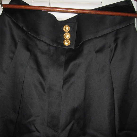 ❤️CHANEL COUTURE Palazzo Runway Wide Leg Black High Waist 5 CC Button Pan… - Picture 11 of 15